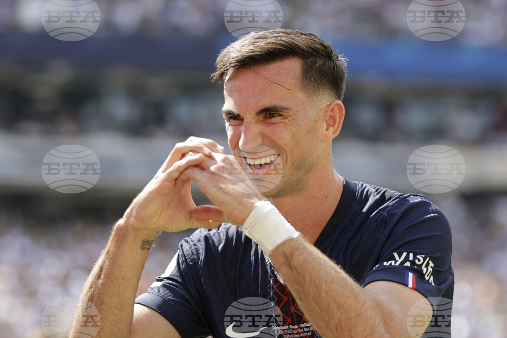 Полузащитникът на испанския национален отбор по футбол Фабиан Руис пропуска гостуванията на България и Турция