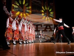Сливен - Благотворителен концерт събра 7 230 лева за параклис в Глуфишево