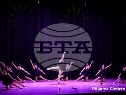 Сливен - Благотворителен концерт събра 7 230 лева за параклис в Глуфишево