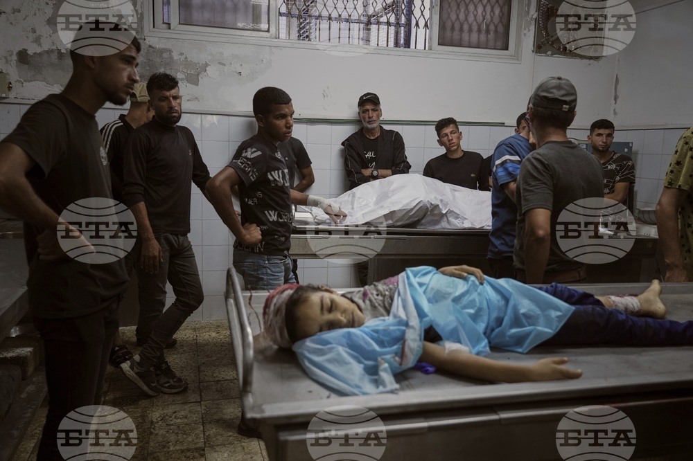 Mideast Wars Gaza Hospital Photo Essay