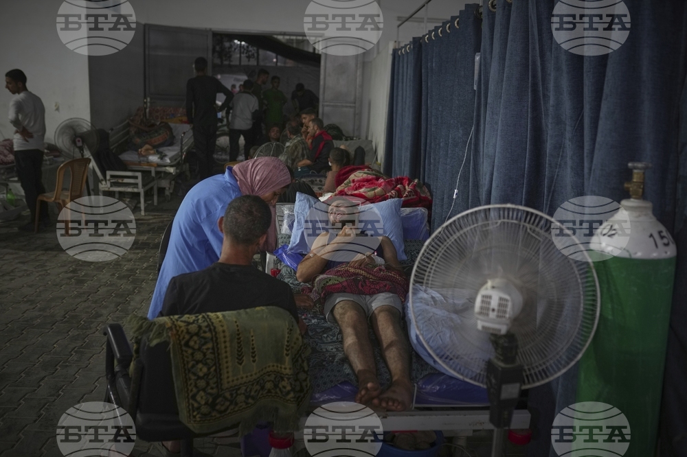 Mideast Wars Gaza Hospital Photo Essay