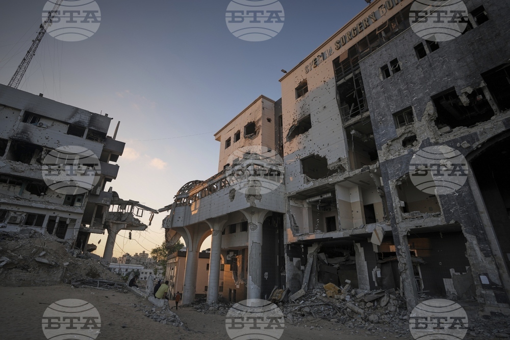 Mideast Wars Gaza Hospital Photo Essay