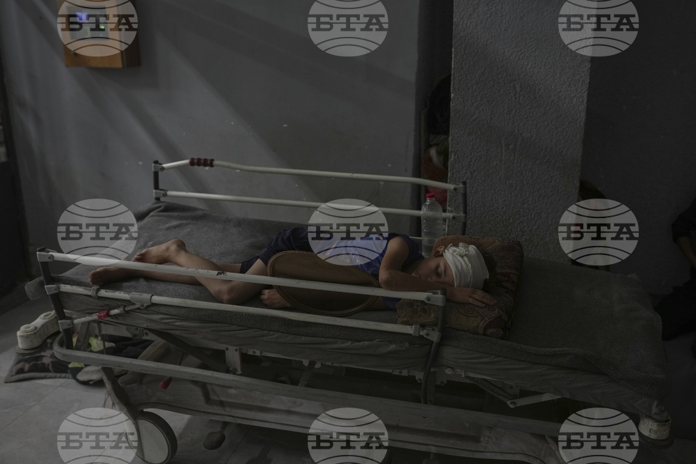 Mideast Wars Gaza Hospital Photo Essay