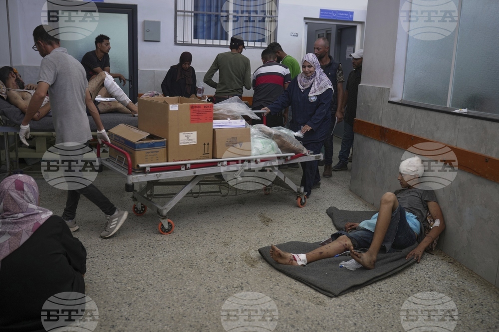 Mideast Wars Gaza Hospital Photo Essay