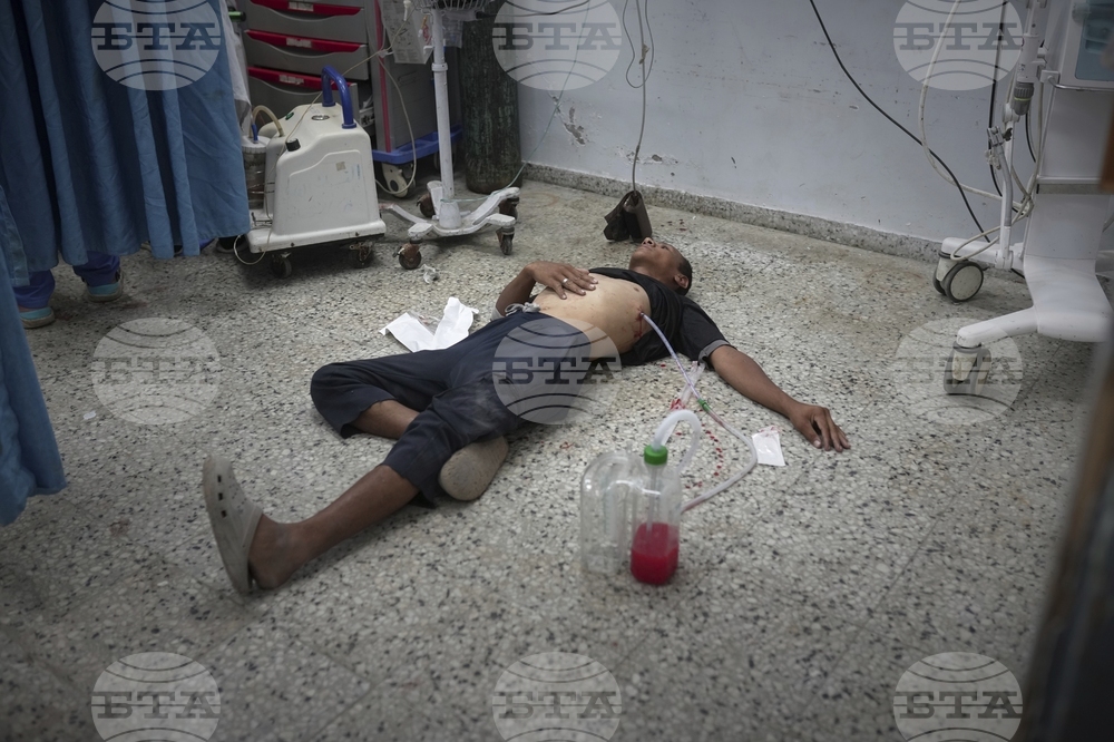 Mideast Wars Gaza Hospital Photo Essay