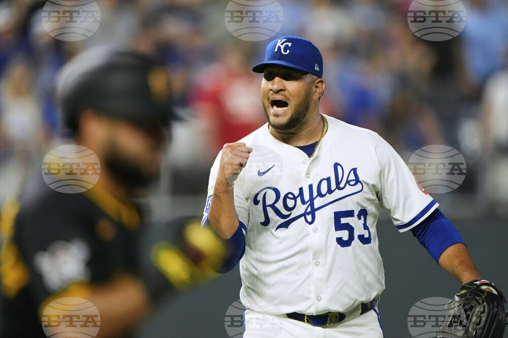 Pirates Royals Baseball