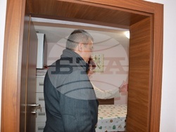 Община Благоевград обнови Защитено жилище за лица с умствена изостаналост, кметът Илко Стоянов посети социалното заведение и се срещна с ползвателите на услугата