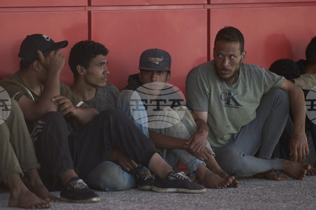 С кампания в социалните мрежи Гърция се опитва да разубеди нелегалните мигранти от бреговете на Либия, пише гръцки вестник