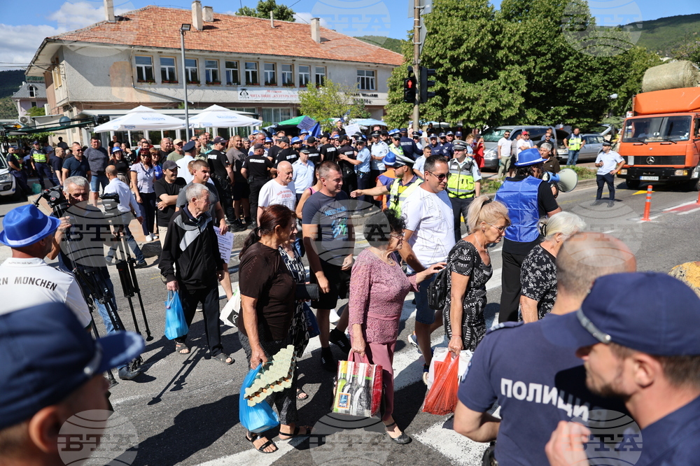 Кресна - горски служители - протест