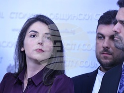 Общински съветници - пресконференция - Росица Николова