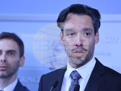 Общински съветници - пресконференция - Борис Бонев