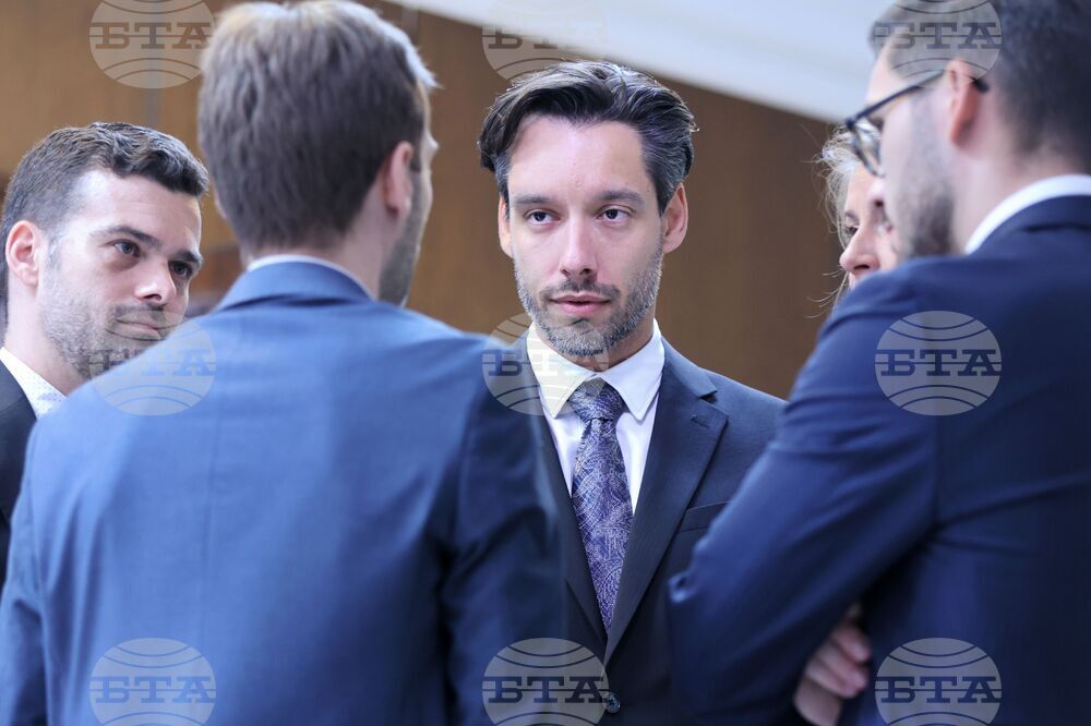 Общински съветници - пресконференция - Борис Бонев