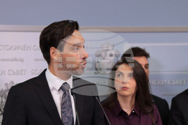 Общински съветници - пресконференция - Борис Бонев