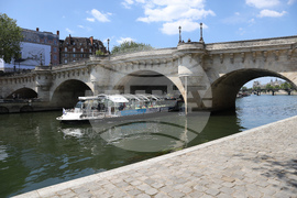 Франция  - Париж - „Пон Ньоф”