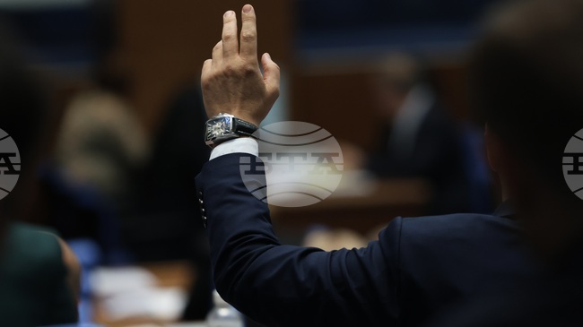 Parliament Adopts Amendments at First Reading to Insurance Code Concerning Civil Liability Insurance 