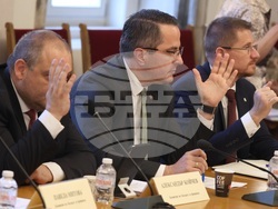 Парламент - Комисия по бюджет и финанси - заседание