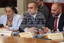 Парламент - Комисия по бюджет и финанси - заседание