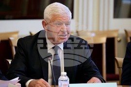 Парламент - Комисия по бюджет и финанси - заседание
