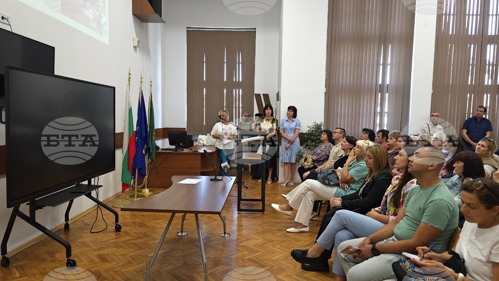 Директорите на училищата в област Видин представиха образователните резултати в регионалната мрежа „От директори за директори“