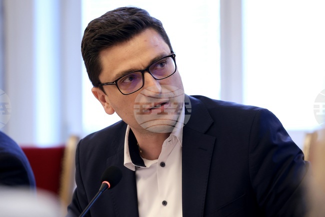 Ще подкрепим законопроекта за изменение и допълнение на Наказателния кодекс, каза Венко Сабрутев от ПП-ДБ