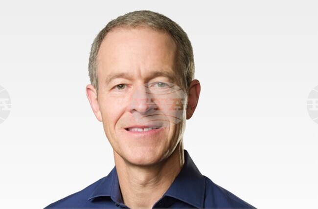 Джеф Уилямс - "магьосникът" на "Епъл", който напуска компанията 