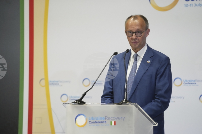 "Няма да се откажем“, заяви германският канцлер Мерц на конференция за Украйна