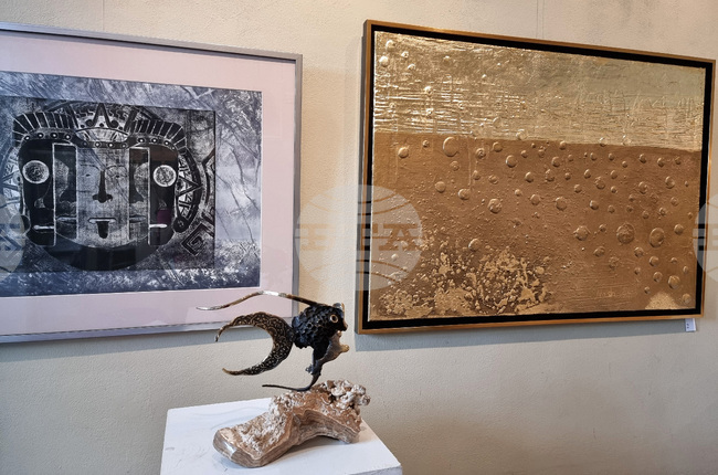 Творческият тандем Надежда и Сейфетин Шекерови гостува във Варна с изложба „Нежност и сила“ 