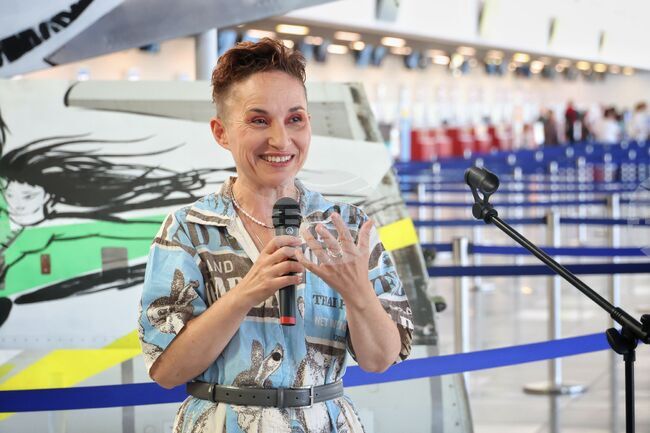  Бургас - летище - скулптура - откриване