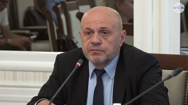 Вицепремиерът Томислав Дончев съобщи, че 60 млн. лева ще бъдат пренасочени в областта на военната промишленост до края на годината