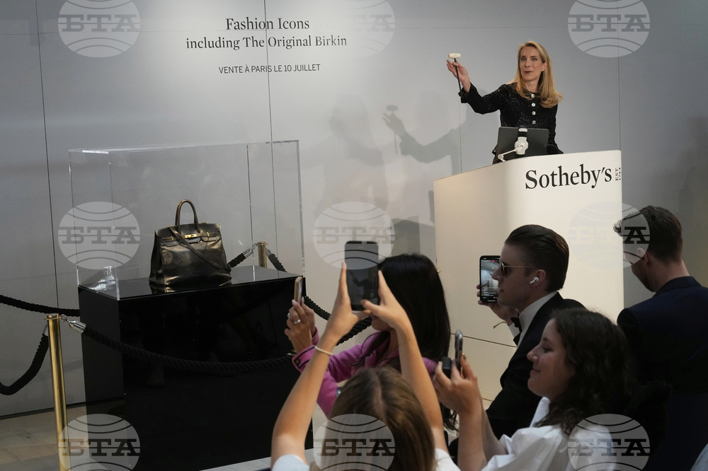 APTOPIX France Fashion Birkin Bag Auction