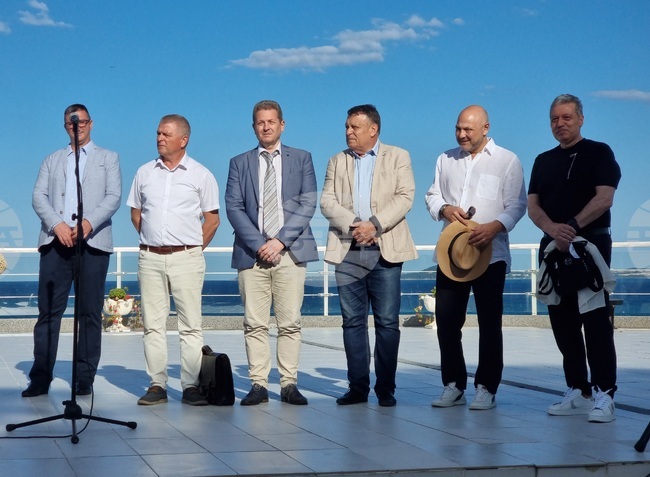 Rectors of Higher Education Institutions Open Exhibition in Burgas