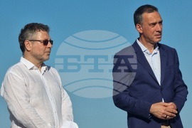 Бургас - изложба „Една непозната колекция. Творби от резиденцията на Вълко Червенков“ - откриване