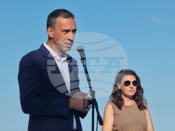 Бургас - изложба „Една непозната колекция. Творби от резиденцията на Вълко Червенков“ - откриване