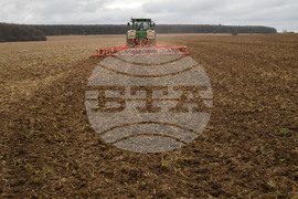 Село Голям Поровец - земеделска работа