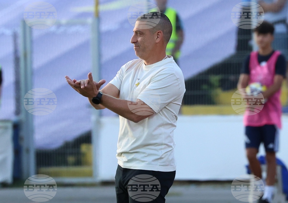 Треньорът на Апоел Беер Шева: „Шансовете продължават да бъдат 50:50“