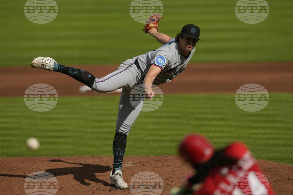 Marlins Reds Baseball
