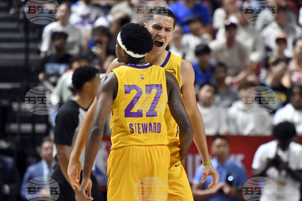 Lakers Mavericks Basketball