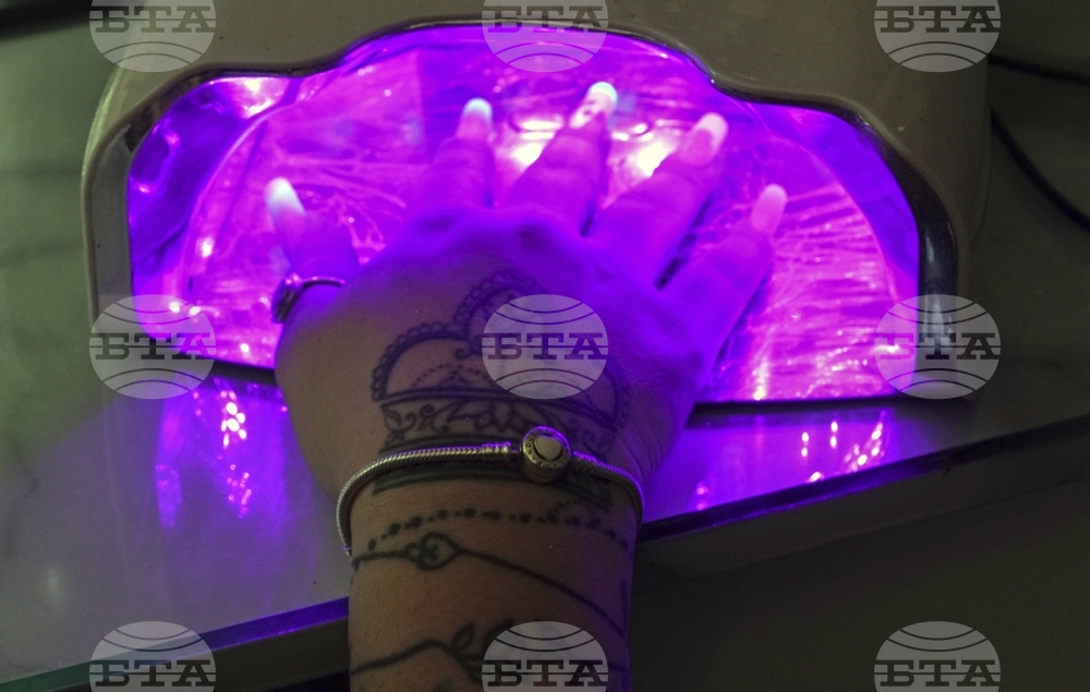 Cuba Extravagant Nails