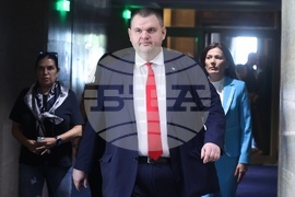 Народно събрание - заседание - вот на недоверие