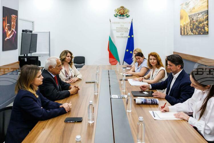 Tourism Ministry, European Historic Thermal Towns Association Discuss Hisarya's Membership