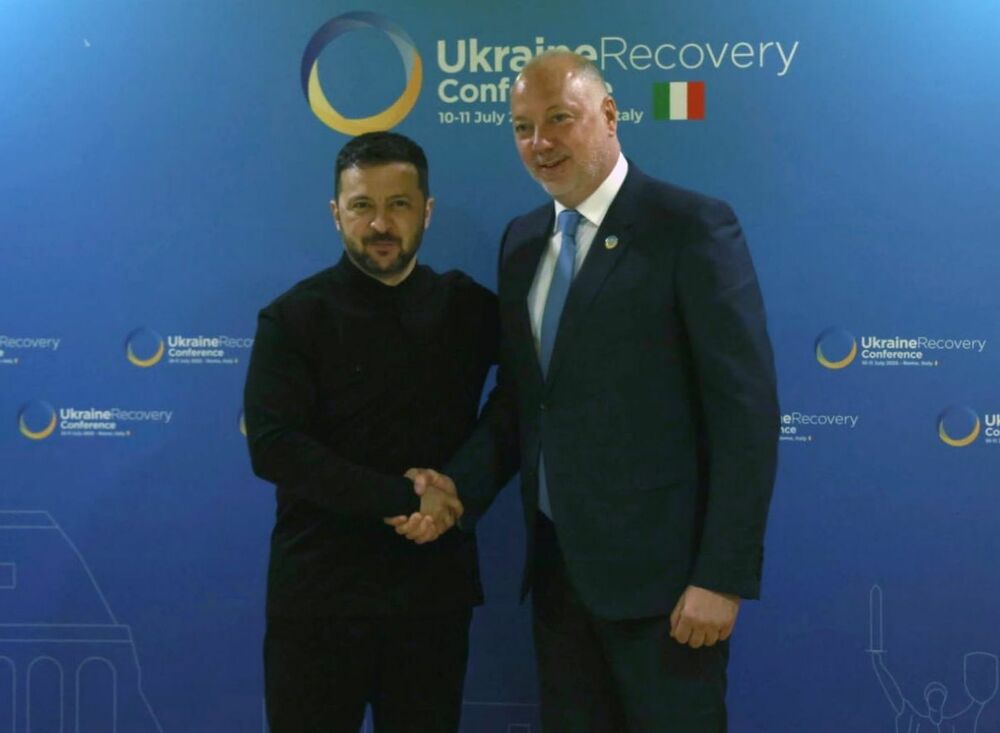 Премиерът Желязков разговаря с президента Зеленски: Подкрепата на България ще продължи и при следвоенното възстановяване на Украйна