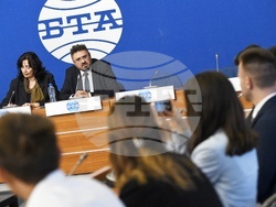 Национален пресклуб на БТА - стажант-аташета - посещение