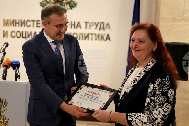 Хората станаха по-отговорни към избора си след "къщите на ужасите", а системата се укрепи, каза директорът на Агенцията за качеството на социалните услуги 