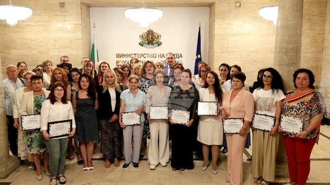 Social Workers Receive Diplomas for Dedicated Work, Role in Uncovering Unlicensed Nursing Homes