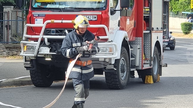 Потушени са общо 36 пожара през последното денонощие, един човек е пострадал 