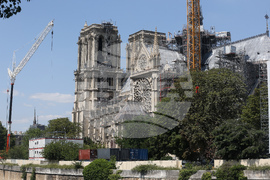 Франция - Париж - катедрала „Нотр Дам де Пари“ - туризъм