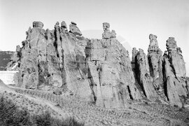 Изглед от Белоградчишките скали в далечната 1964 година