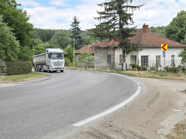 Възстановено е движението по главния път Видин - Монтана при разклона за Димово