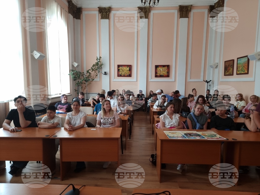 Международна група младежи е на посещение в Кюстендил по програма "Еразъм+"