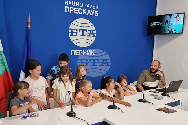 Национален пресклуб на БТА Перник - посещение на ученици